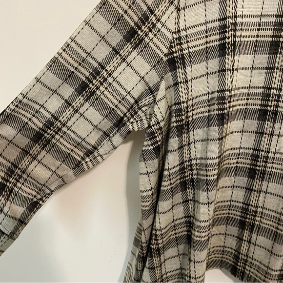 Torrid Plaid Open Front Cardigan Sweater size 4X - Picture 9 of 9